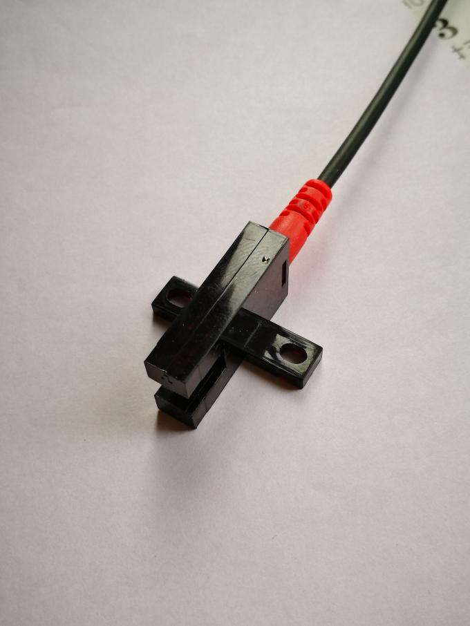 24Vdc industriële Automatiseringssensoren 5mm het Ontdekken NPN PNP 4 Draden Foto-elektrische Sensor